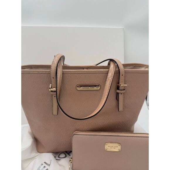 Michael Kors Handbag & Wallet Set Monogram Shiny Peach Tan Leather Gold Plate - Picture 11 of 16